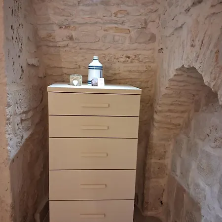 Carman House מרטינה פרנקה